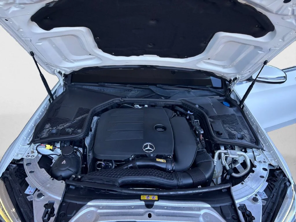 Used 2020 White Mercedes-Benz C 300 image 15