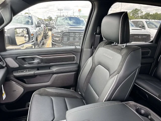 New 2027 Granite Crystal Metallic Clear-Coat Exterior Paint RAM Laramie image 41