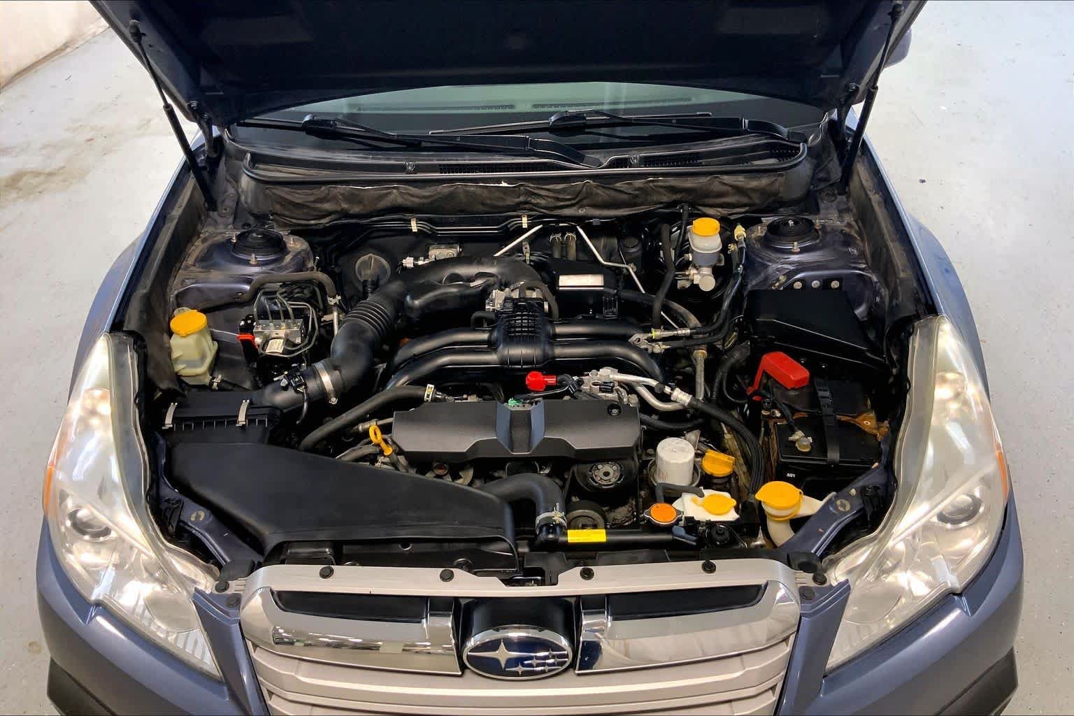 Used 2014 Twilight Blue Metallic Subaru 2.5i Limited image 30