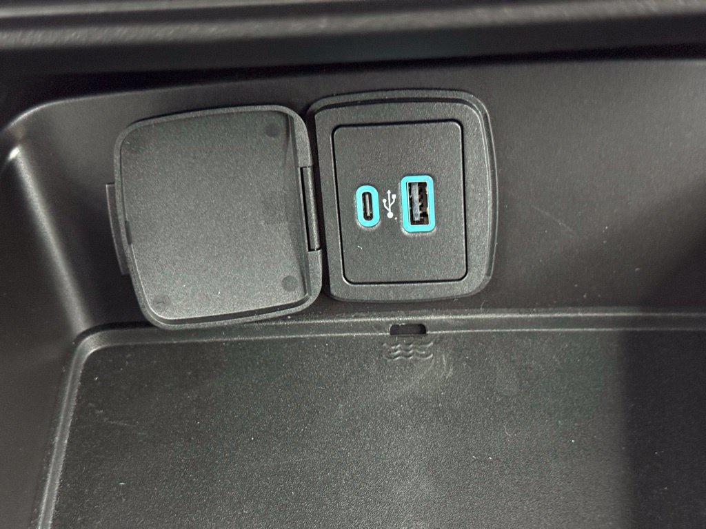 Used 2025 Blue Ford Base image 30