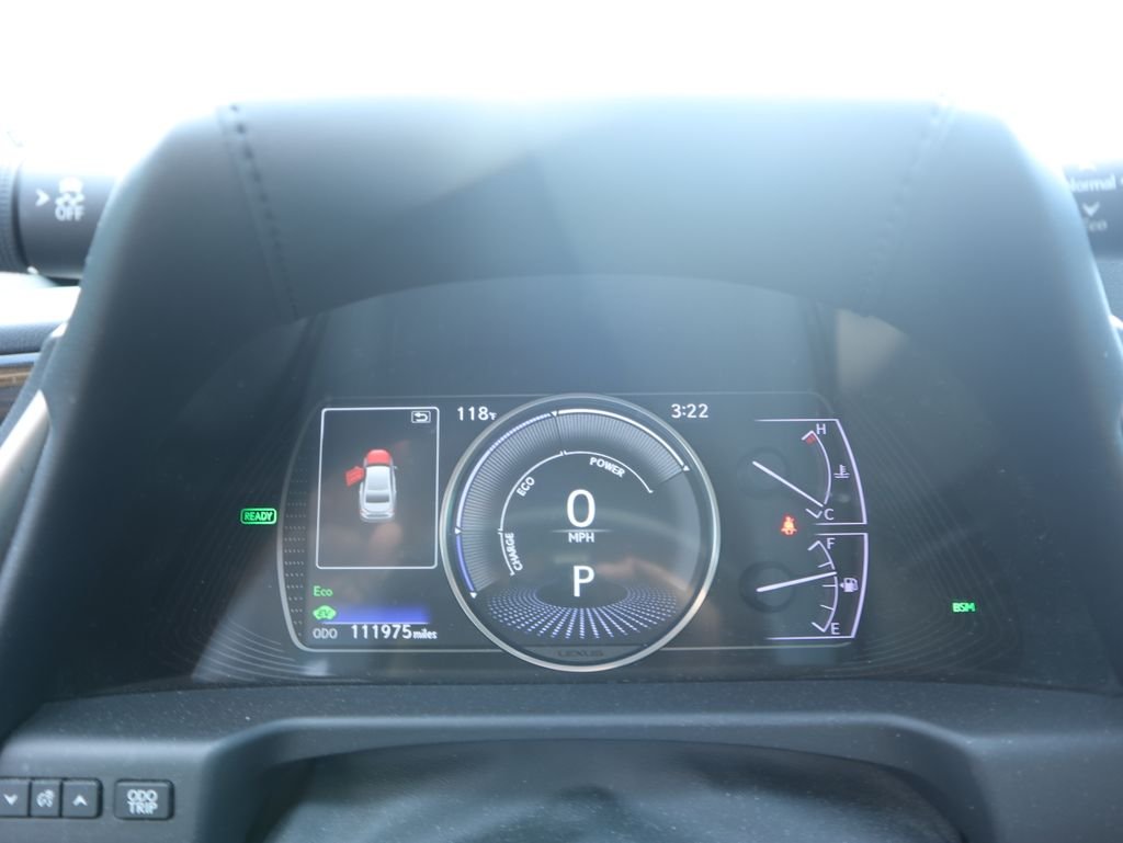 Used 2019 Beige Metallic Lexus 300h image 18