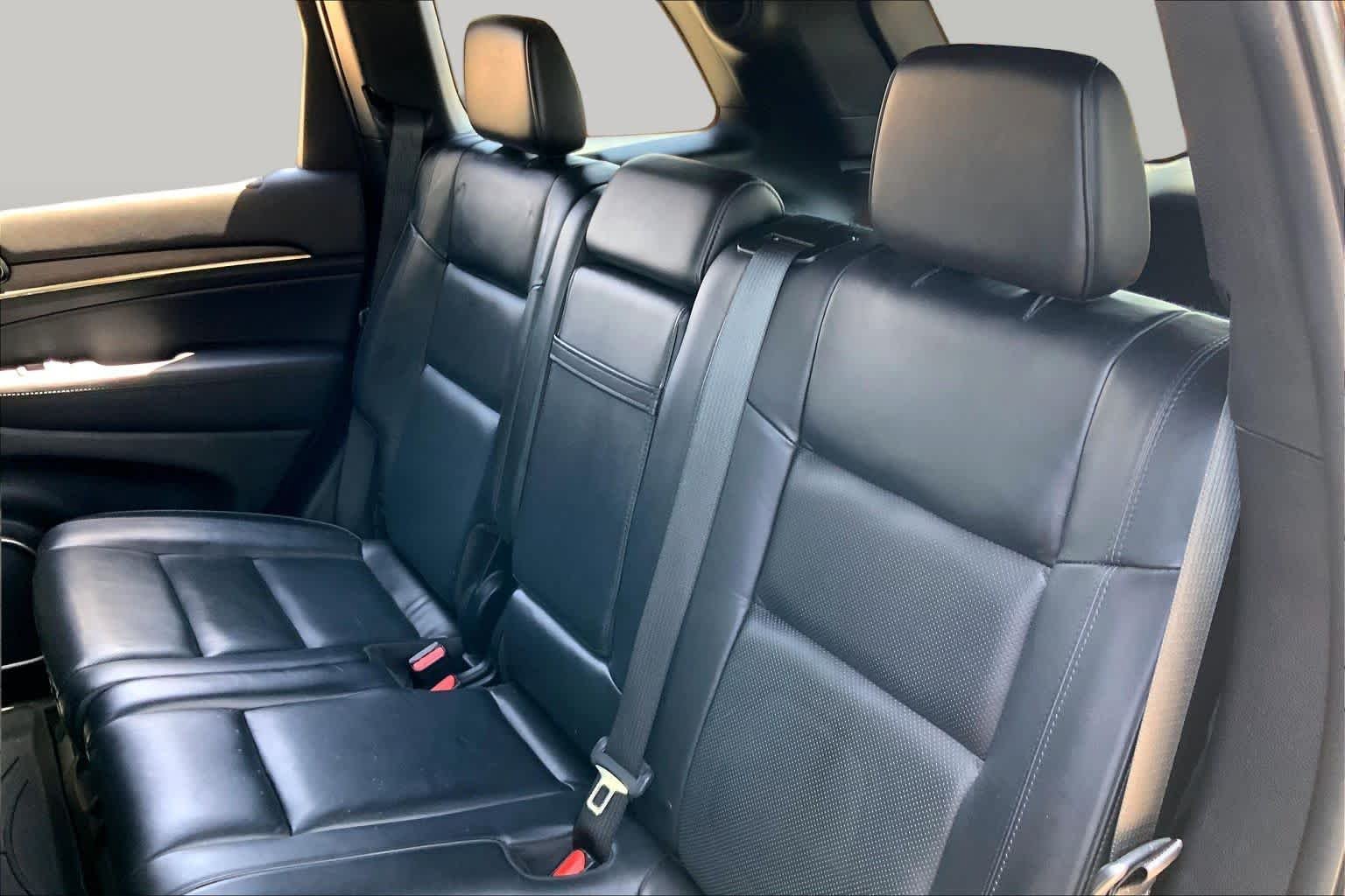 Used 2021 Diamond Black Crystal Pearlcoat Jeep High Altitude image 21