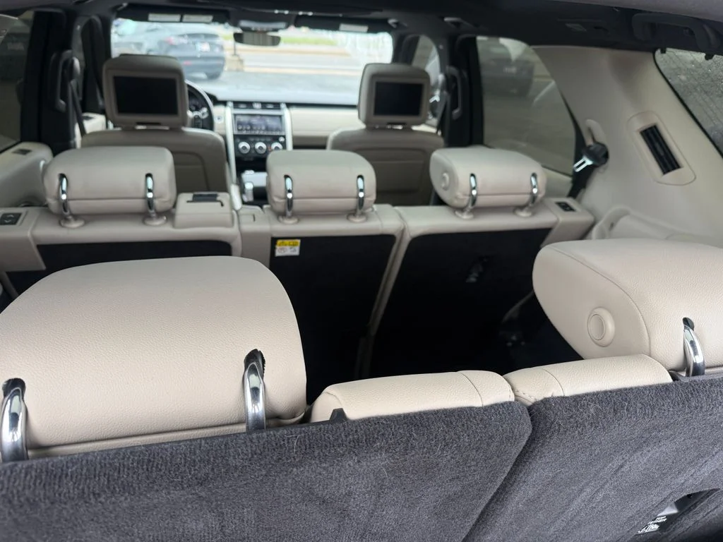 Used 2018 Black Land Rover HSE image 23