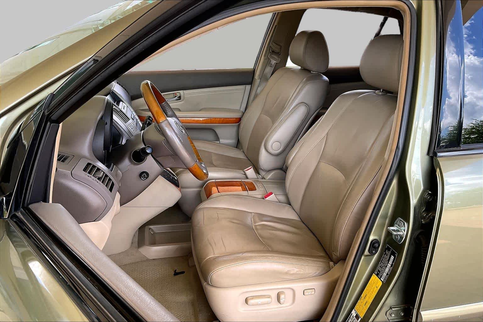 Used 2008 Desert Sage Metallic Lexus  image 6