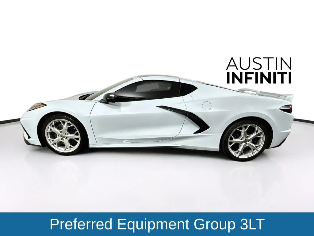 Used 2023 White Chevrolet Stingray image 4
