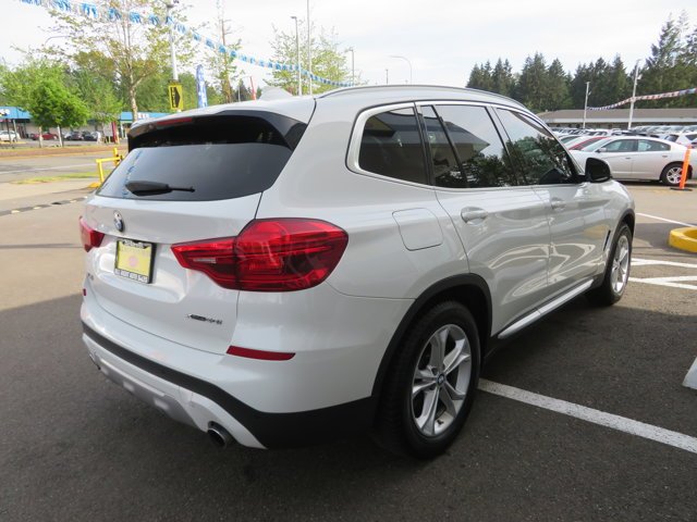 Used 2019 Alpine White BMW xDrive30i image 5