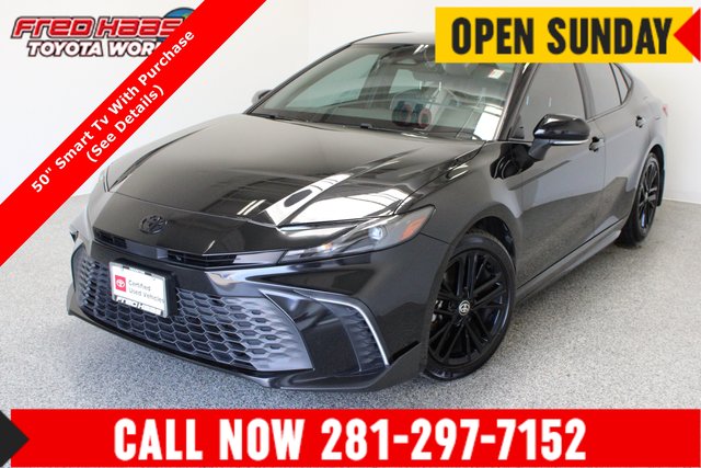 2025 Toyota Camry FWD SE 2.5L/Electric
