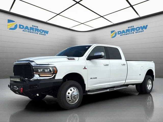 Used 2022 White Ram Big Horn image 1