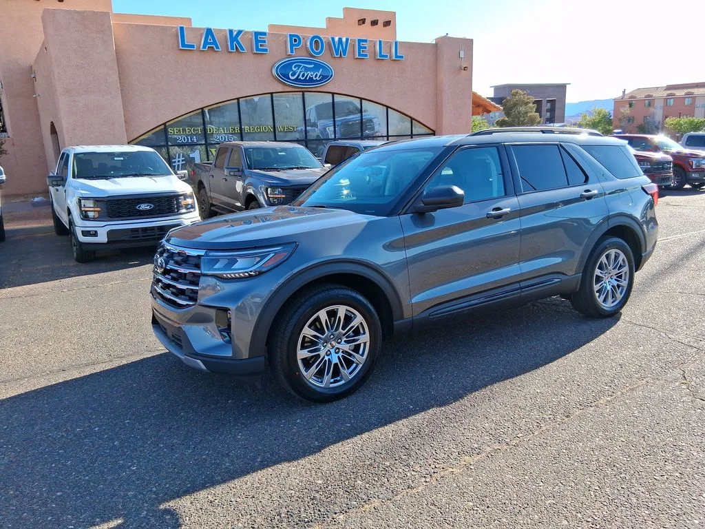 2026 Ford Explorer Active 4WD's photo