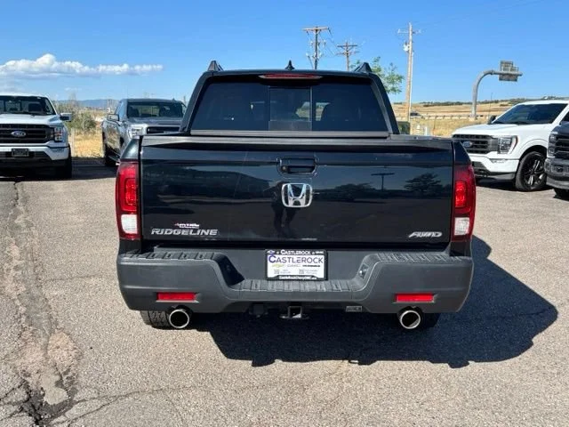 Used 2022 Black Honda RTL image 4