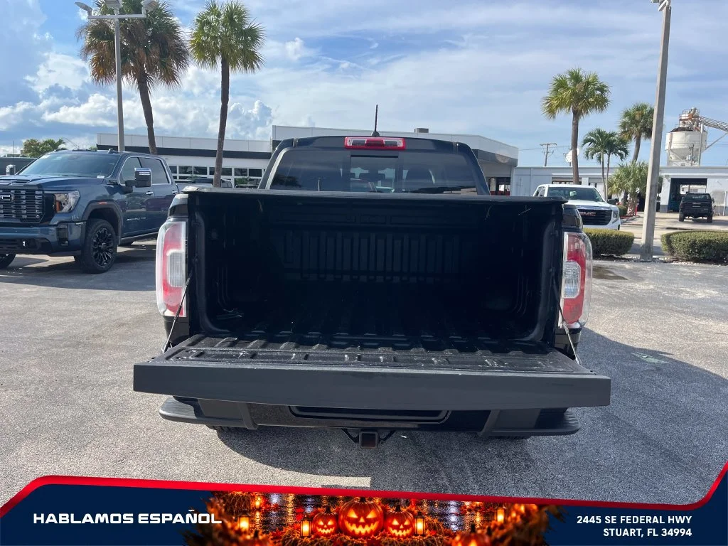 Used 2022 ONYX BLACK GMC 4WD Elevation image 16