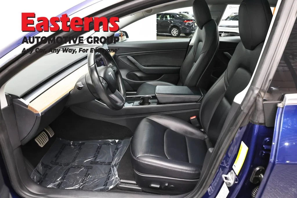 Used 2018 Blue Tesla Long Range image 14