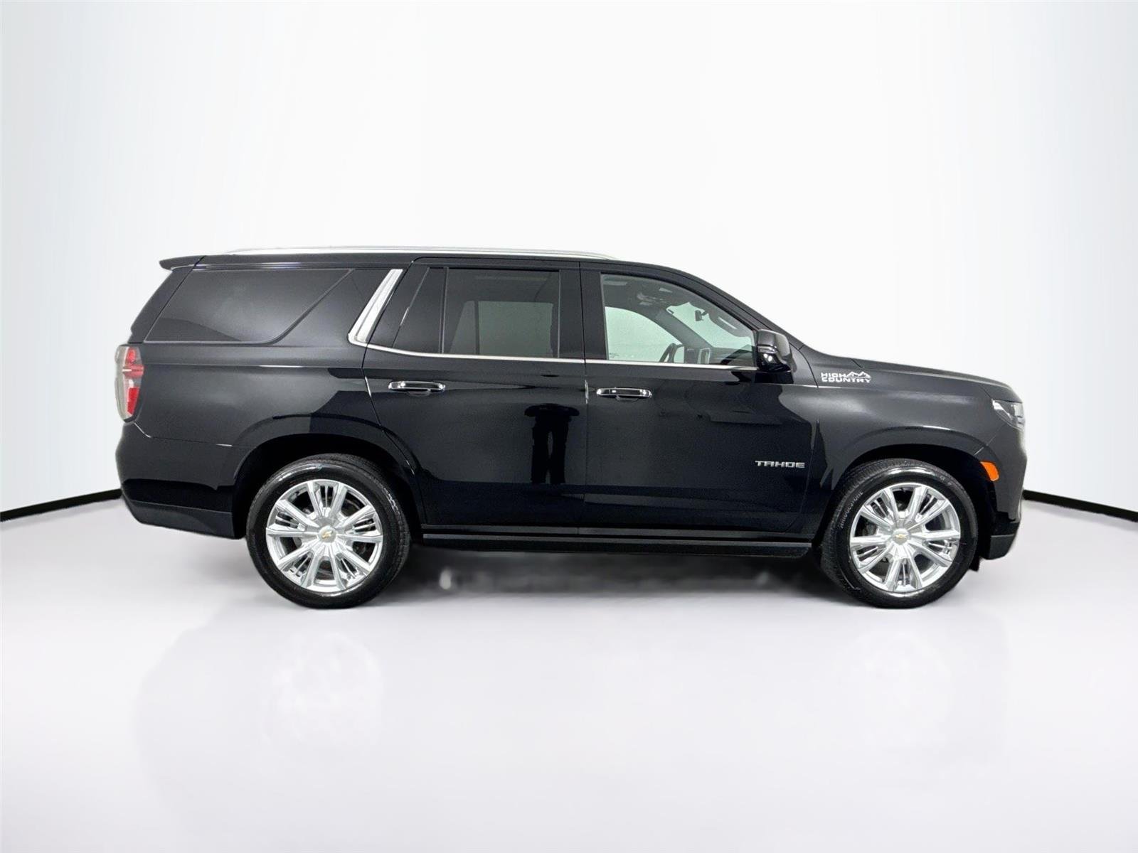 Used 2024 Black Chevrolet High Country image 11