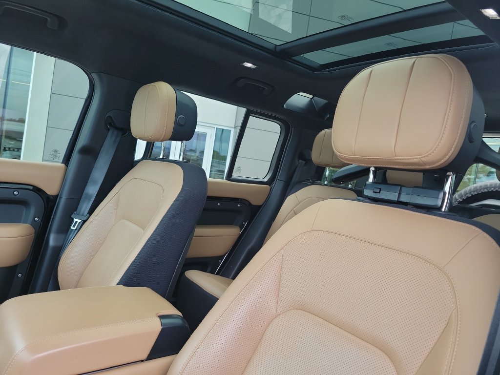 Certified Used 2025 Black Land Rover X image 25