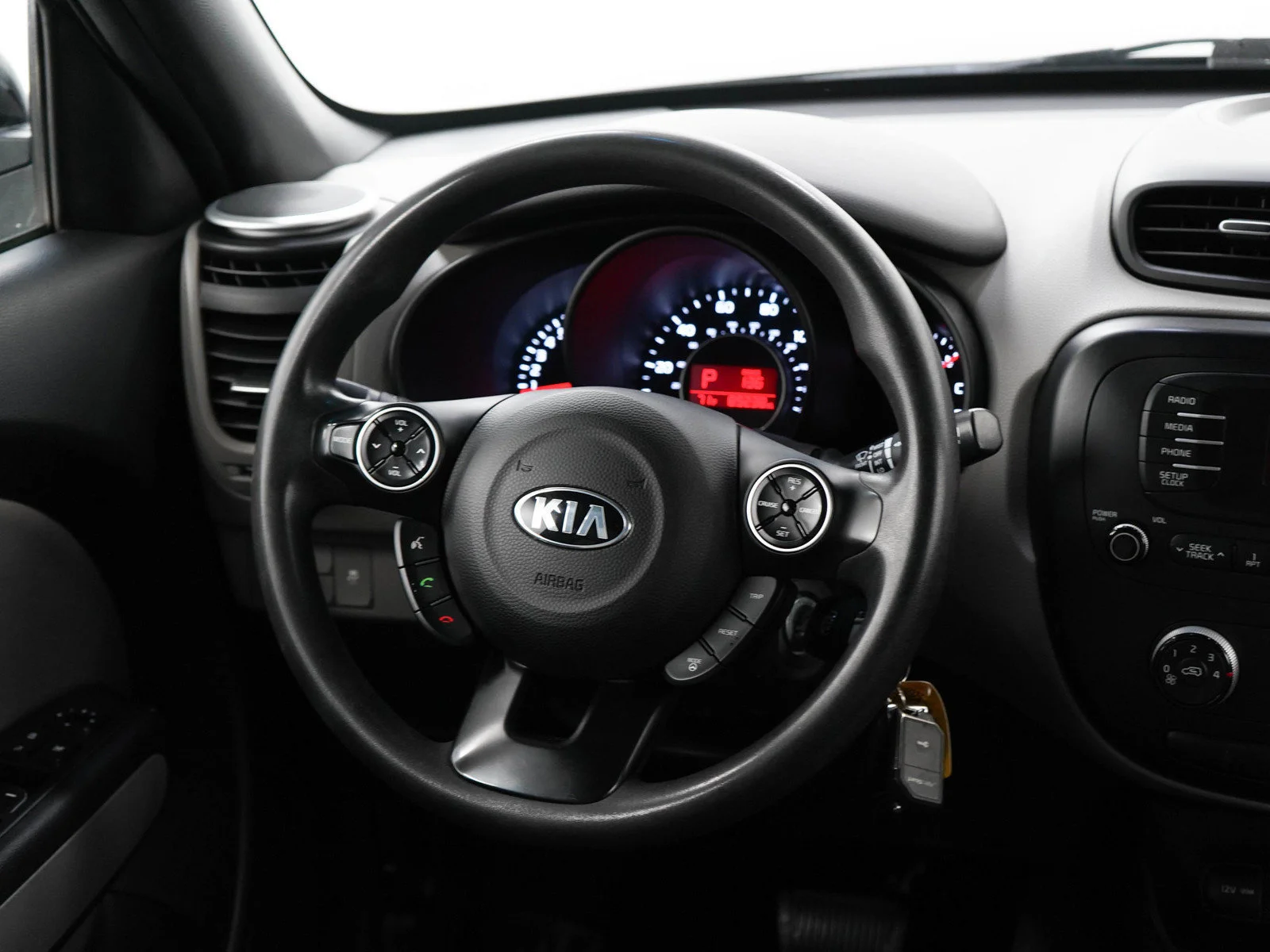 Used 2015 Shadow Black Kia  image 14