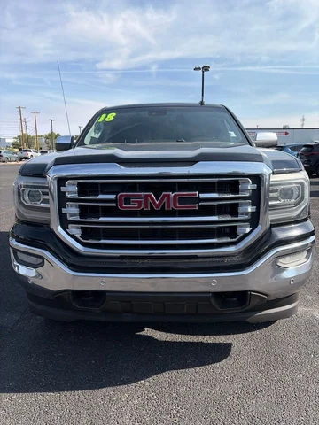Pre-Owned 2018 GMC Sierra 1500 SLT 4WD