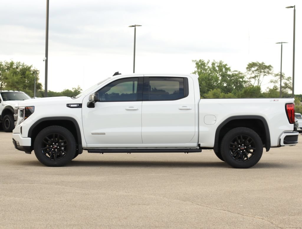 Used 2025 Summit White GMC Elevation image 4