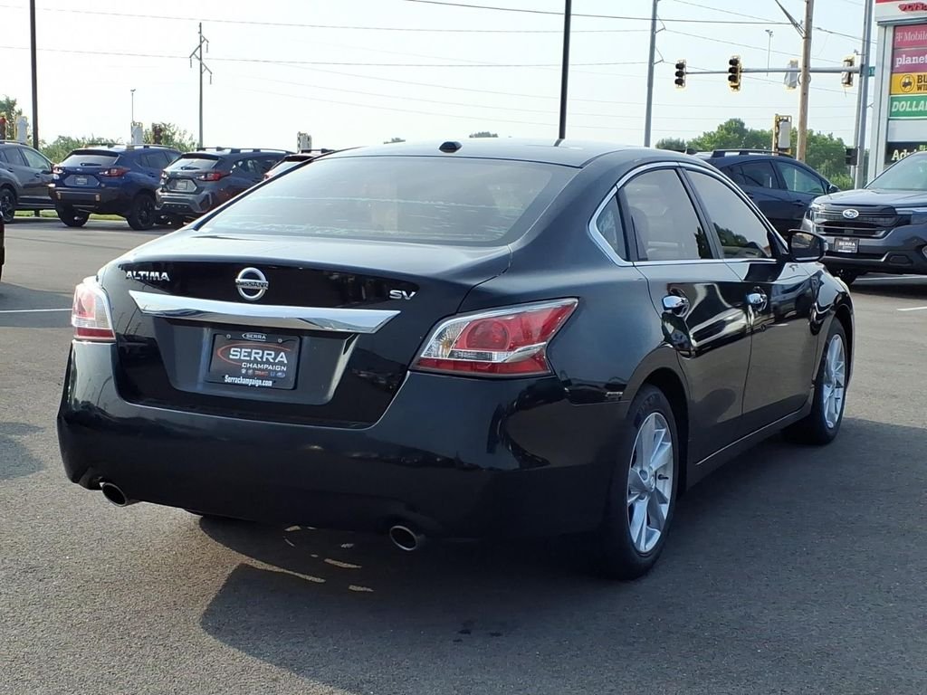 Used 2015 Super Black Clearcoat Nissan 2.5 SV image 13