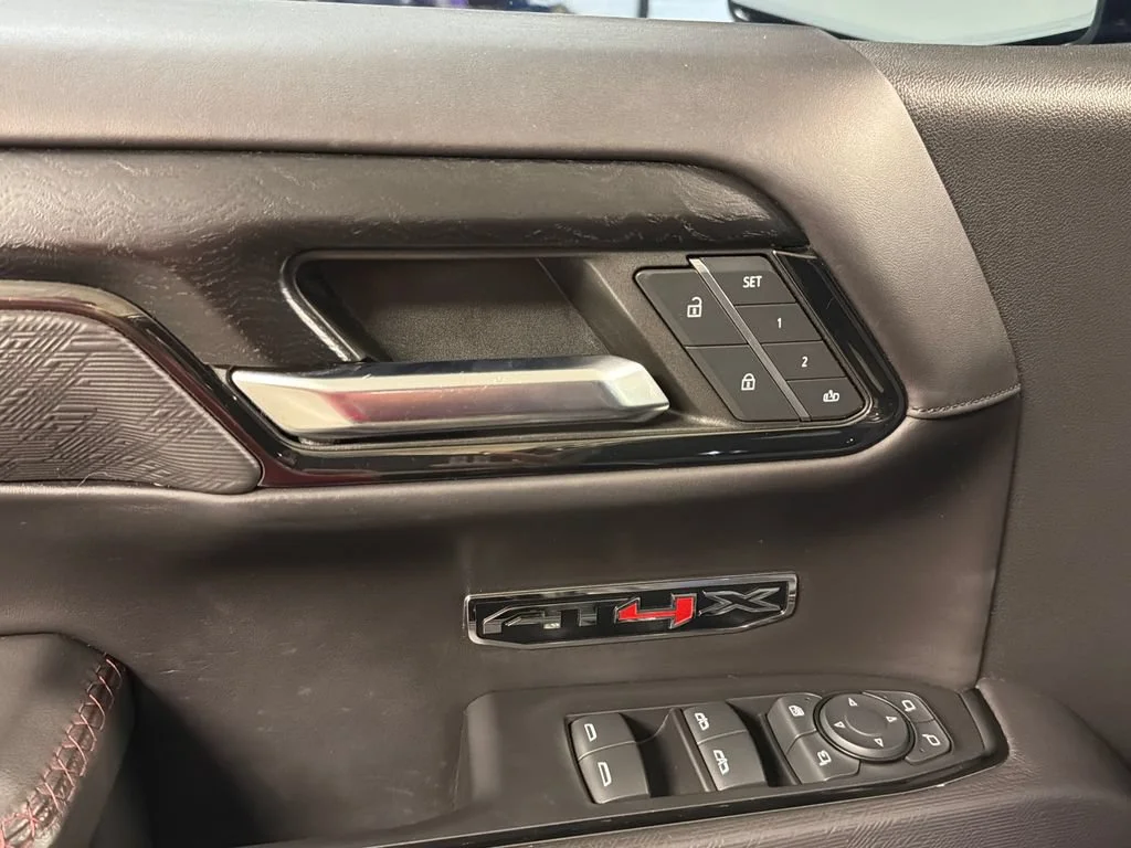 Used 2023 ONYX BLACK GMC AT4X image 22