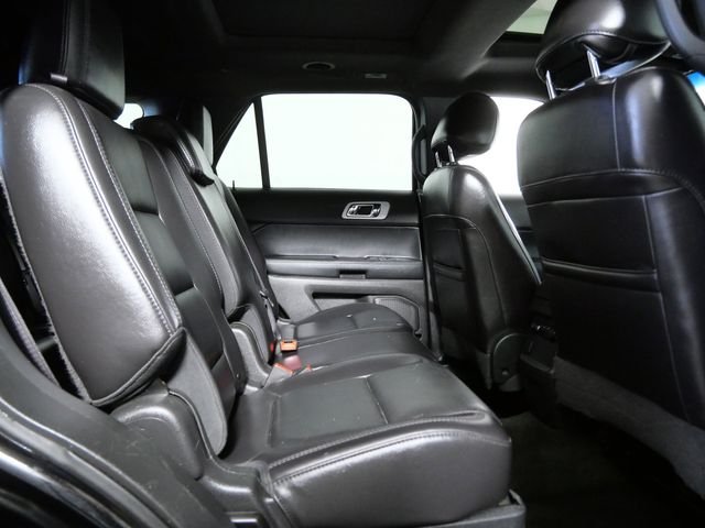 Used 2013 Black Ford XLT image 12