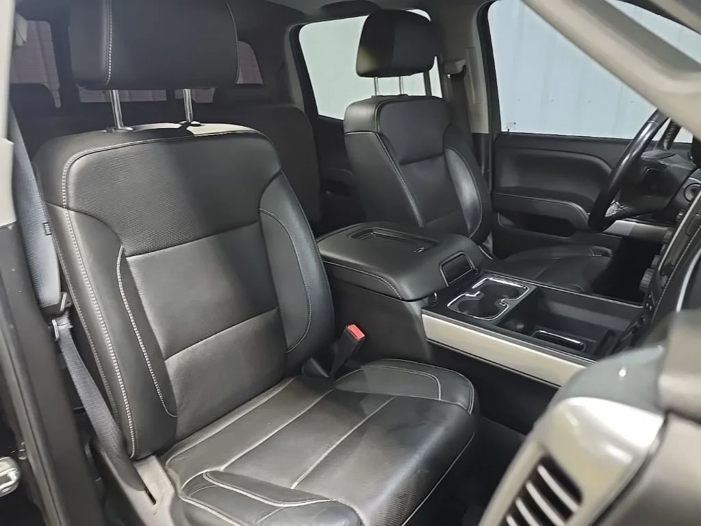 Used 2019 Black Chevrolet LTZ image 14