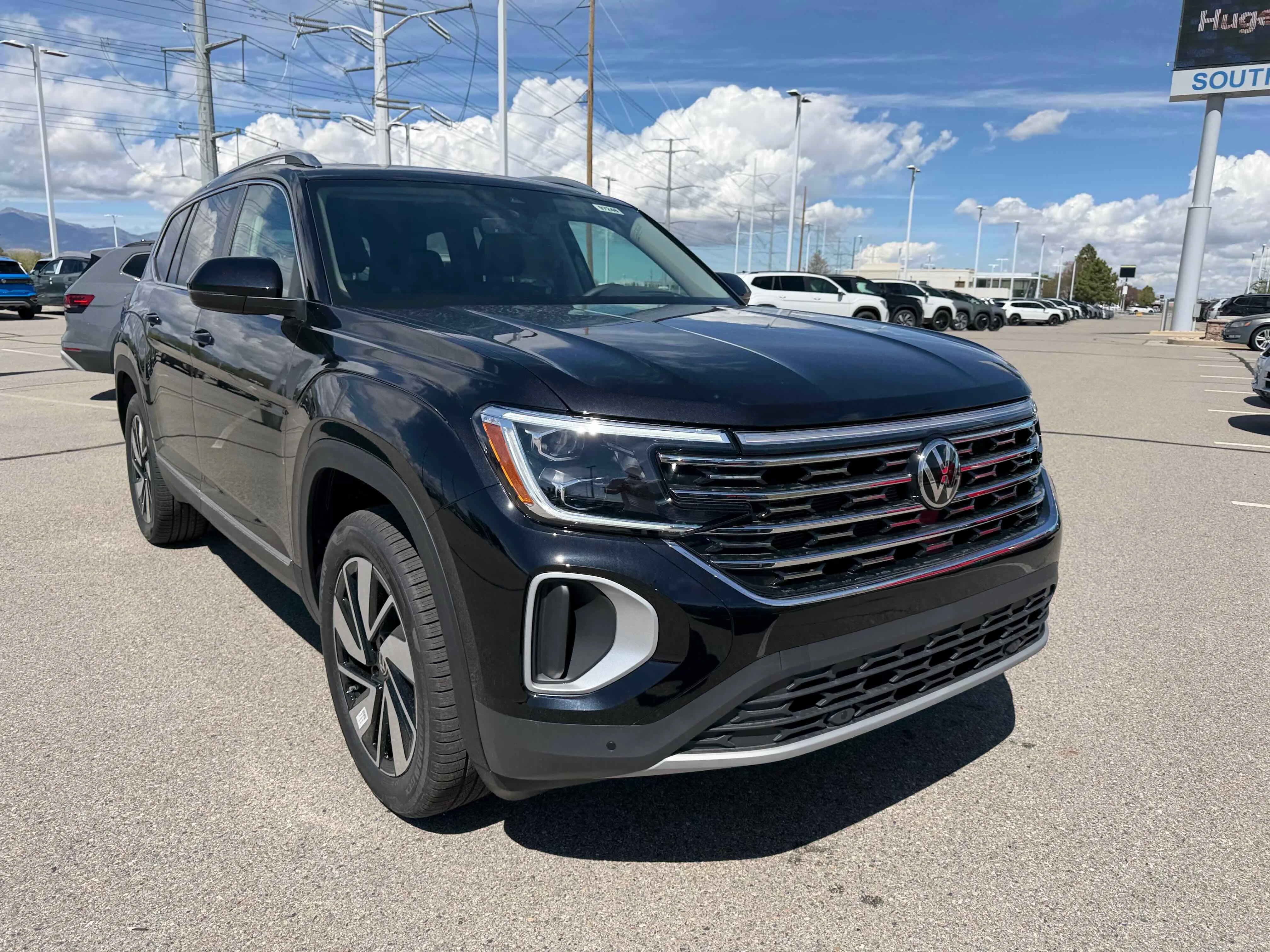 New 2026 Deep Black Volkswagen 2.0T SEL image 12