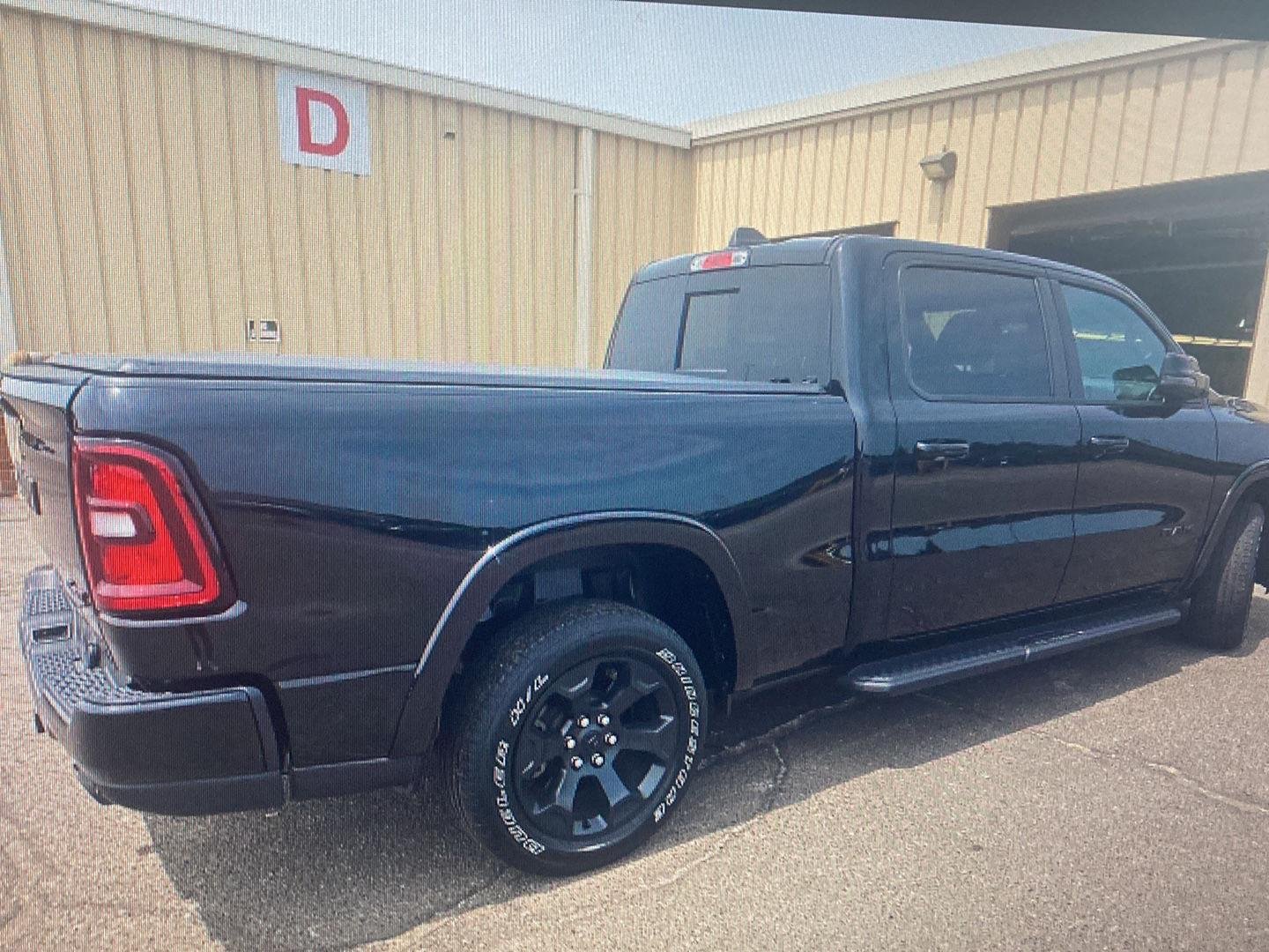 Used 2025 Diamond Black Crystal Pearlcoat Ram Big Horn image 3