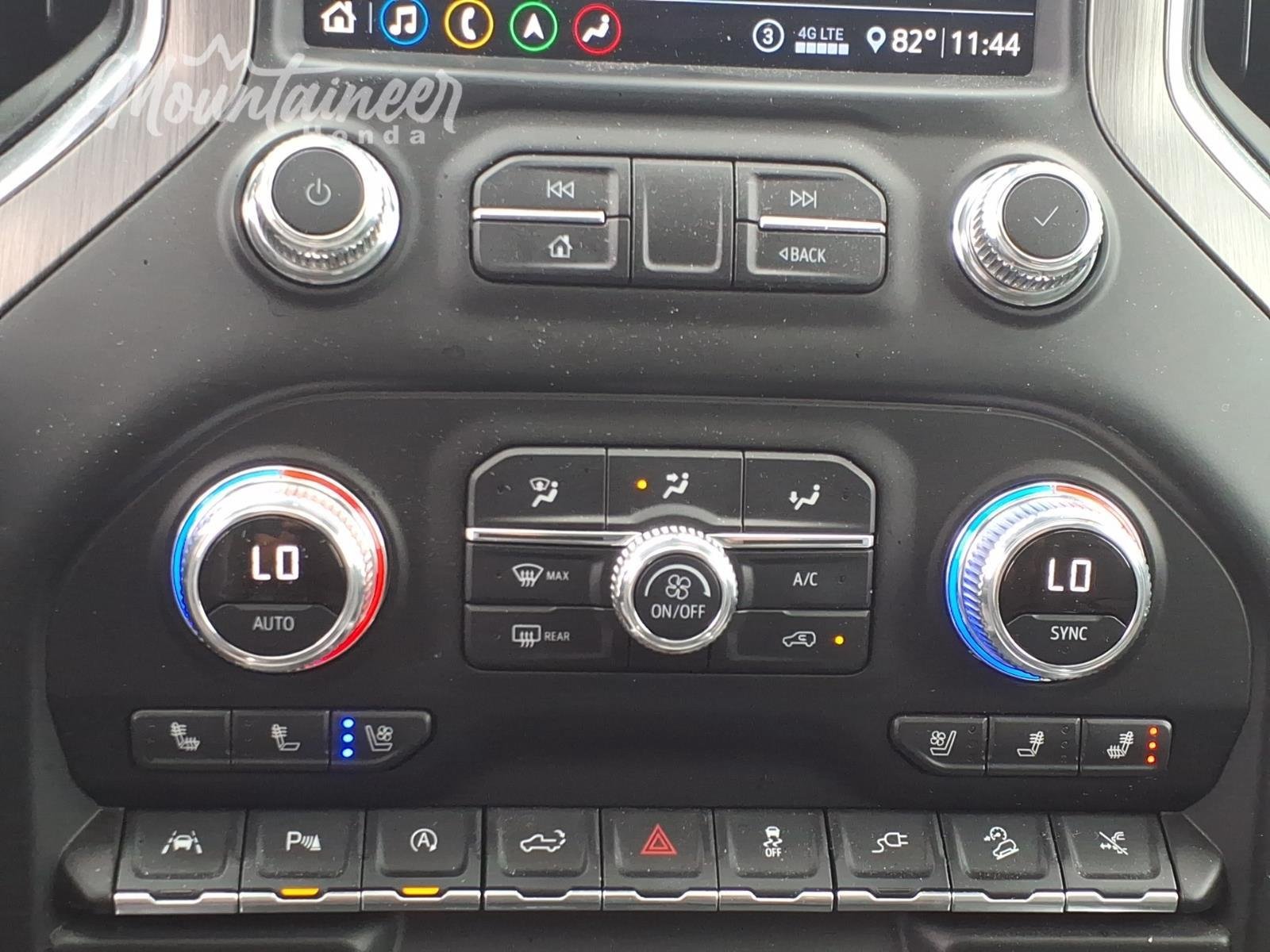Used 2020 White Frost Tricoat GMC Denali image 32