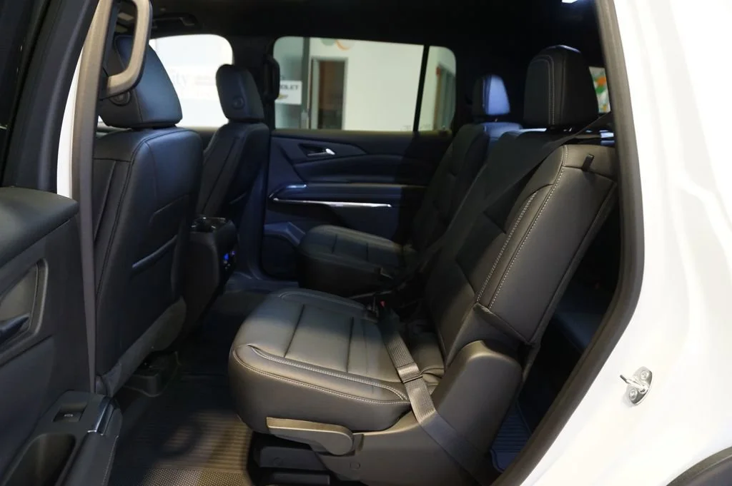 2026 Chevrolet Traverse LT - Photo 10