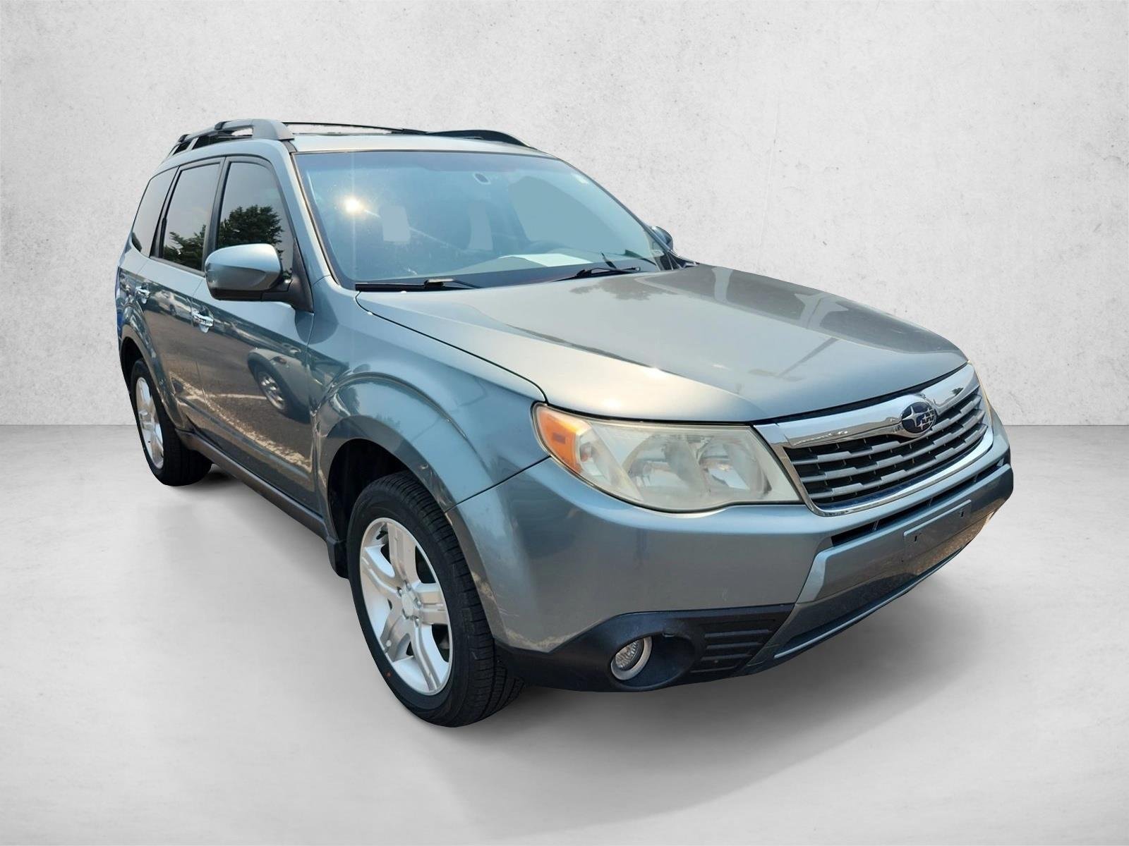 Used 2009 Sage Green Metallic Subaru X Limited image 3
