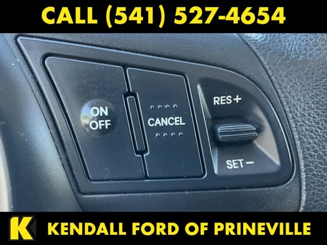 Used 2010 White Kia EX image 18