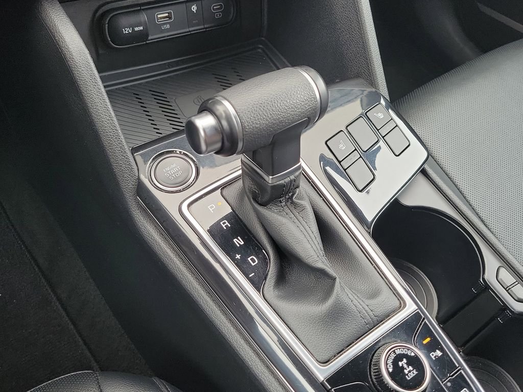 Used 2023 White Kia X-Line image 36