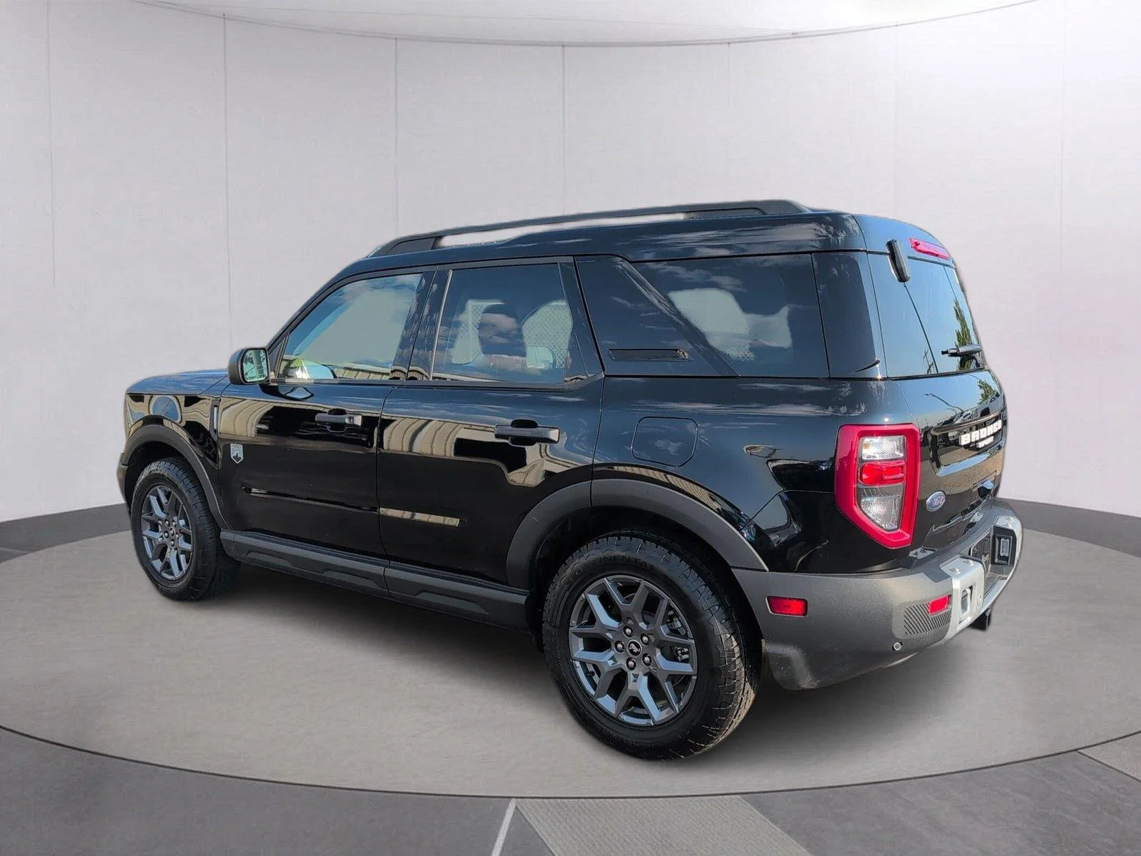 Used 2025 Shadow Black Ford Big Bend image 3