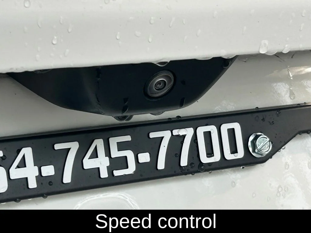 Used 2024 White Jeep Limited image 17