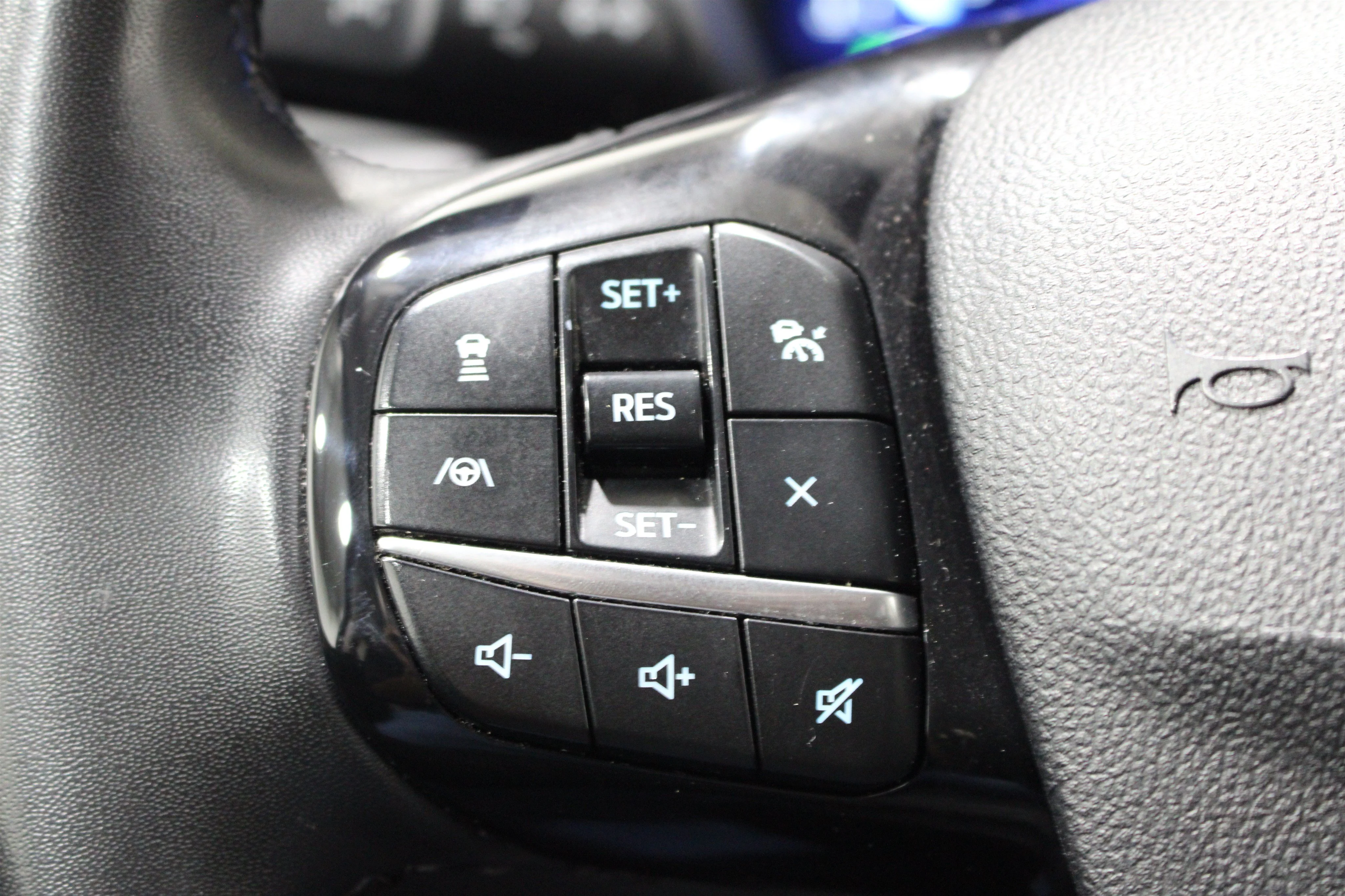 2022 Ford Escape SEL - Photo 12