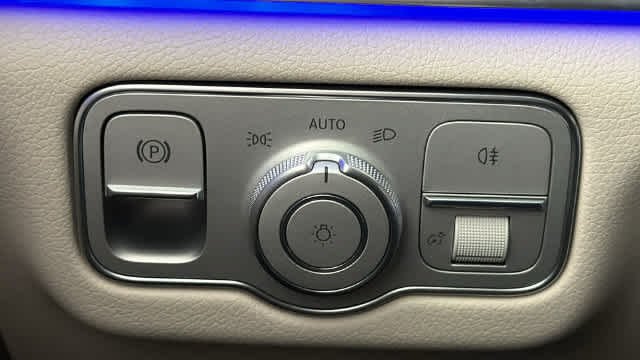 Certified Used 2026 Selenite Grey Metallic Mercedes-Benz GLE 450 image 19
