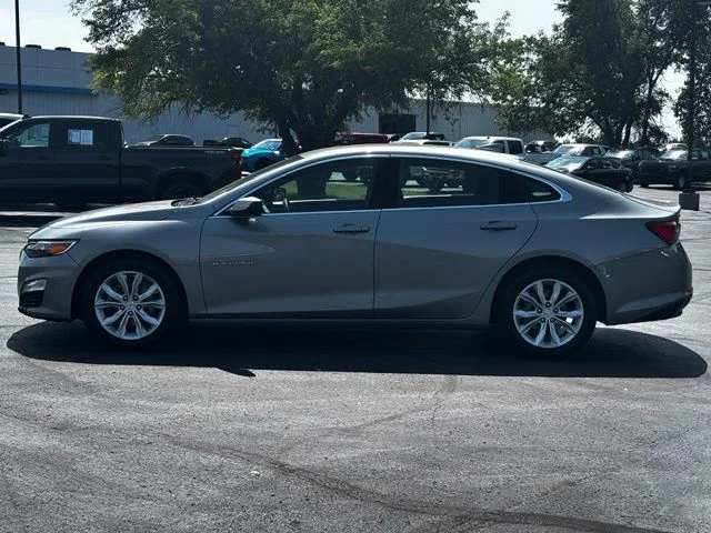 Used 2023 Gray Chevrolet LT image 4