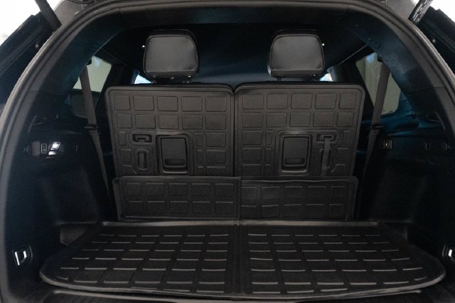 Used 2021 Black Jeep Altitude image 35