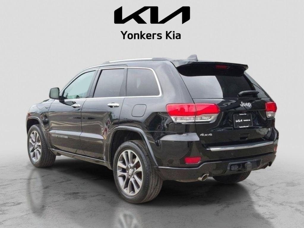 Used 2017 Black Jeep Overland image 10
