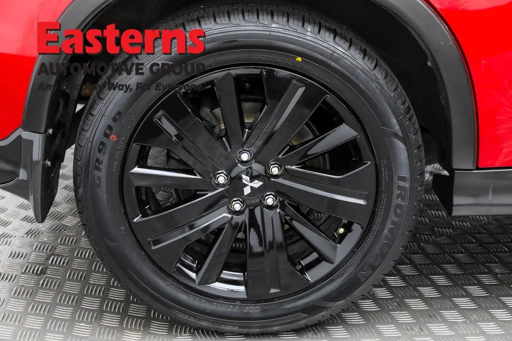 Used 2022 Red Mitsubishi 2.0 LE image 28