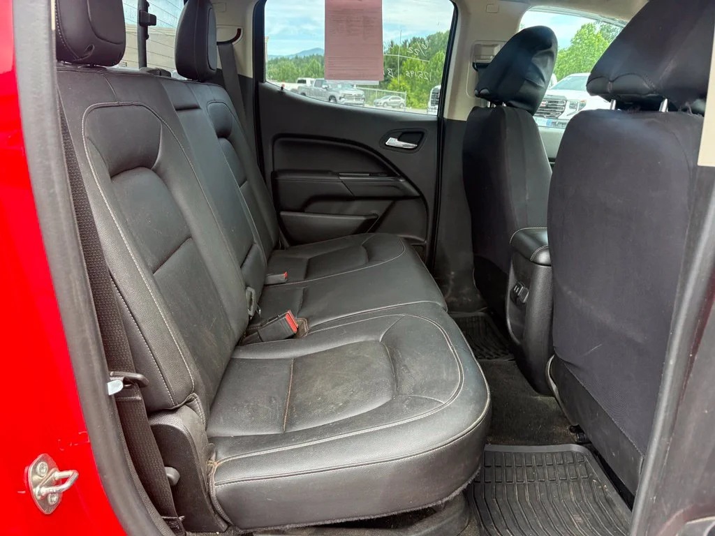 Used 2016 Red GMC SLT image 22
