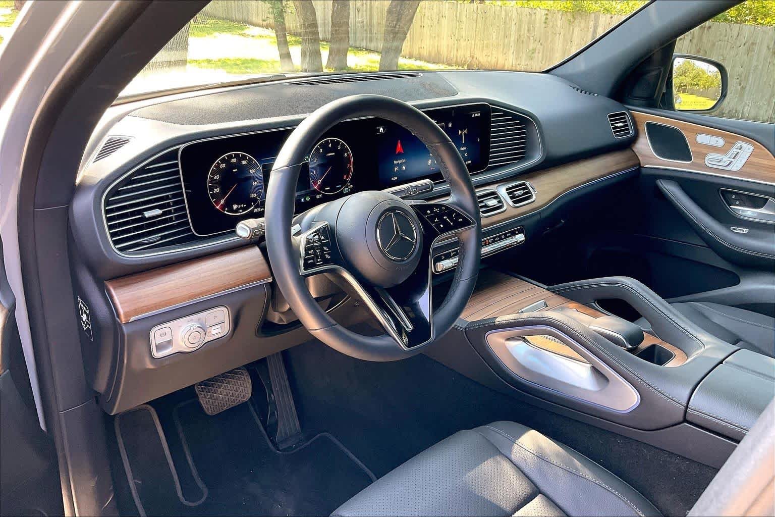 2025 Mercedes-Benz GLE GLE450 - Photo 17
