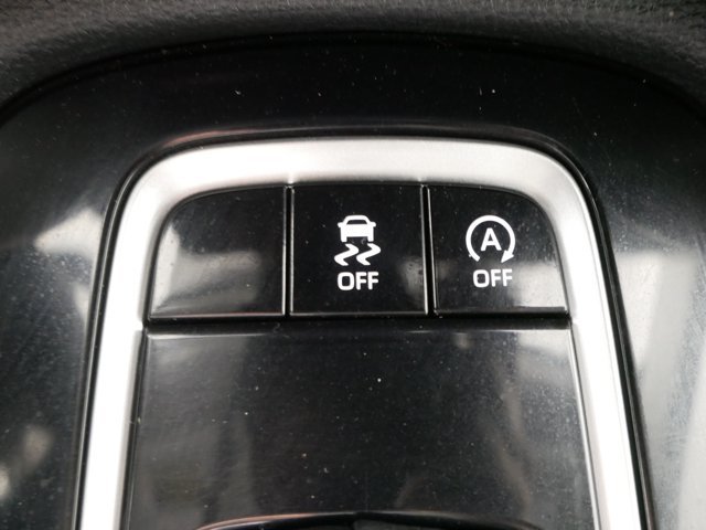 Used 2024 Cypress Toyota LE image 28