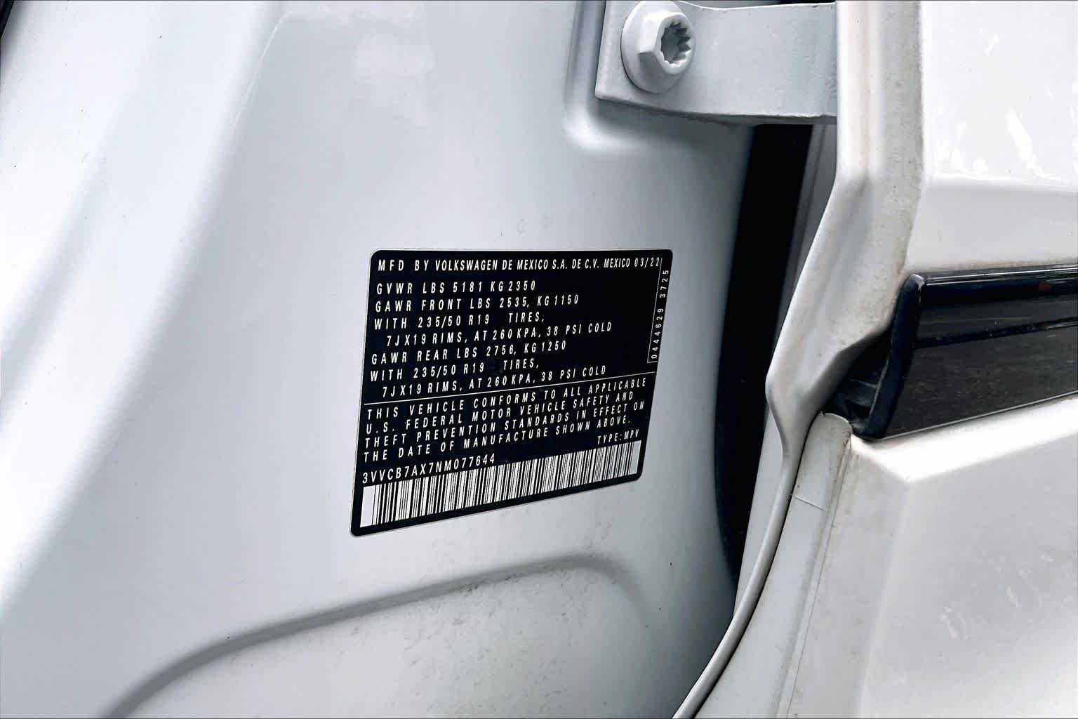 Used 2022 Oryx White Pearl Volkswagen SE R-Line Black image 34