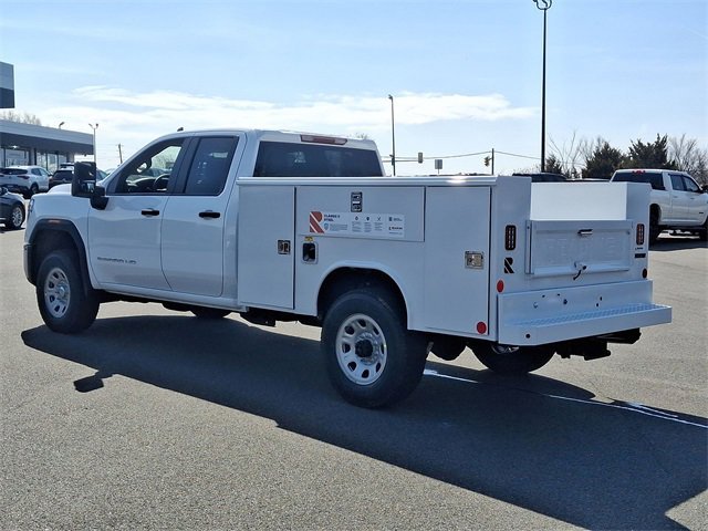 2025 GMC Sierra 3500HD Pro - Photo 17
