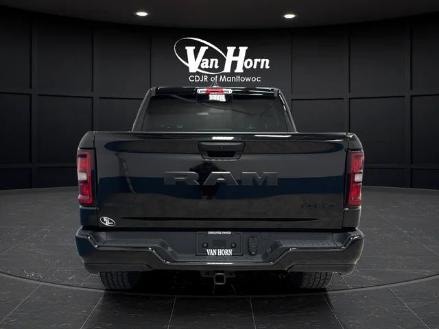 Used 2025 Diamond Black Ram Big Horn/Lone Star image 6