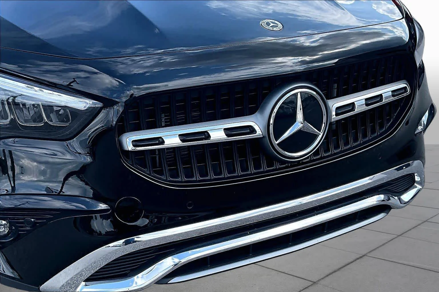 New 2026 Night Black Mercedes-Benz GLA 250 image 32