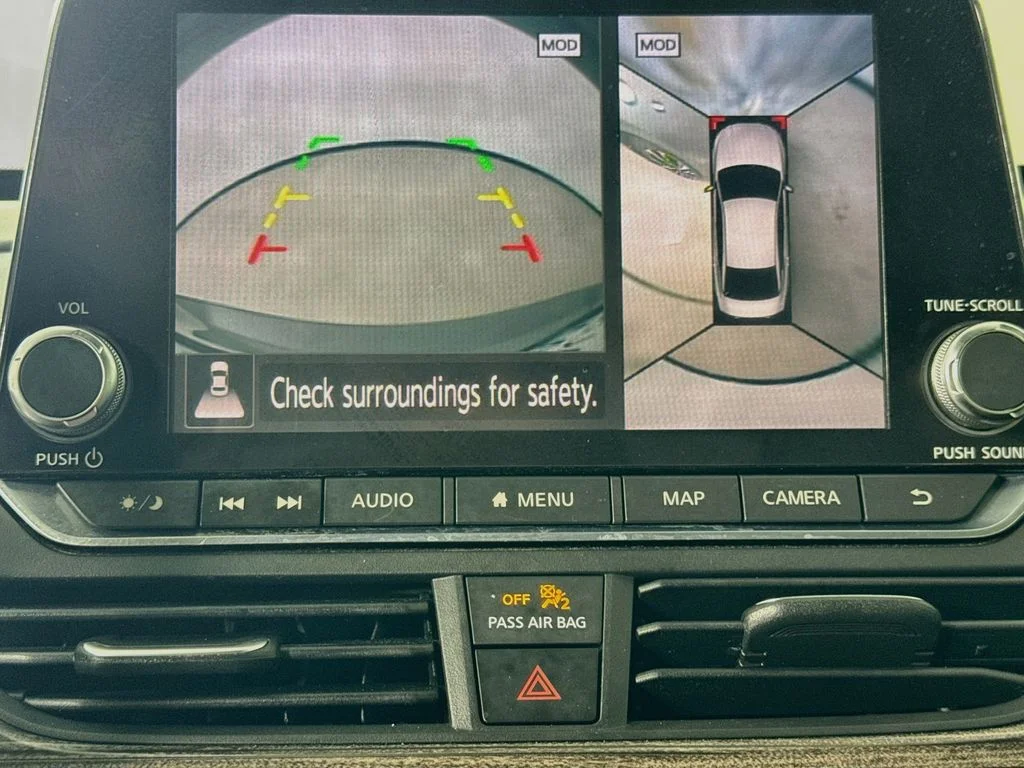 Used 2019 Gray Nissan 2.5 Platinum image 14