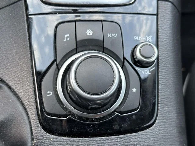 Used 2016 Gray Mazda i Sport image 28