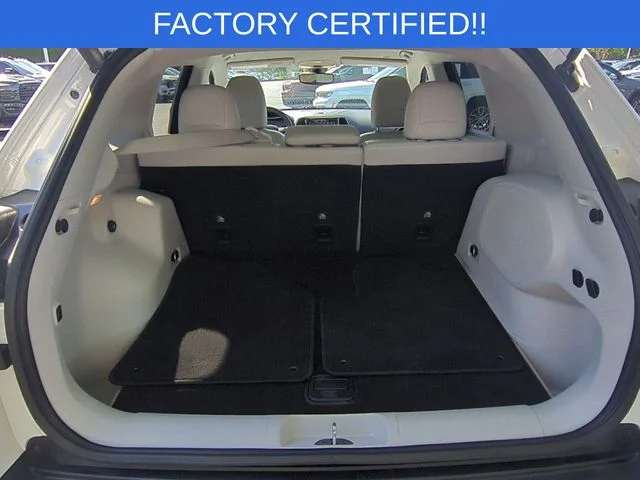 Used 2019 White Jeep Limited image 32